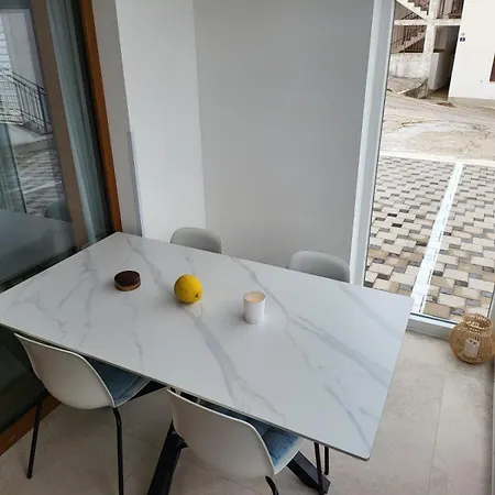 Apartman Sarabi *